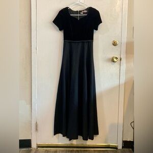 Southeastern Performance long black concert dress in size XS